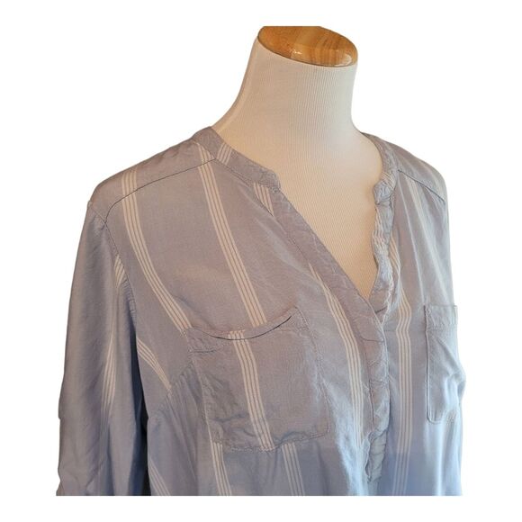 Torrid Harper Striped Blue & White Georgette Blouse size 0 - Picture 8 of 10
